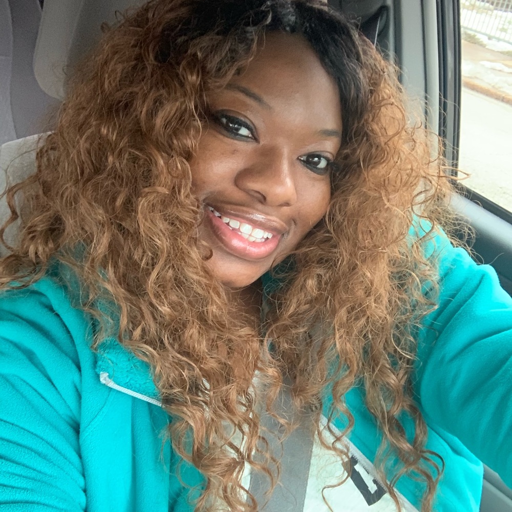 Meet your Posher, Gigi